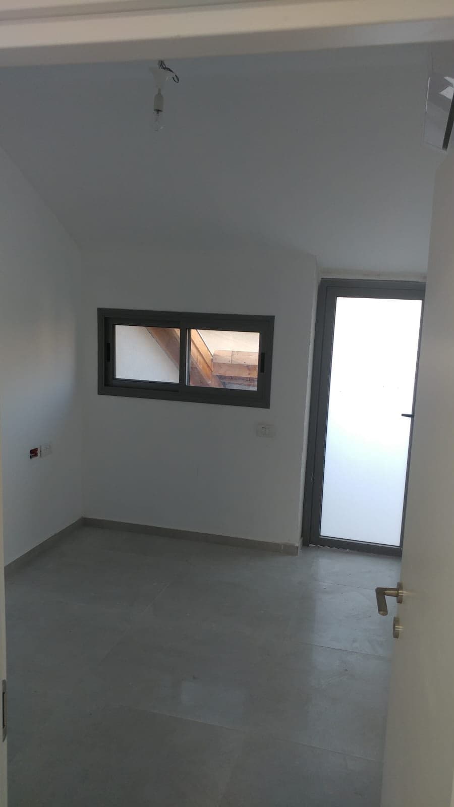 דירה 3 חד׳ להשכרה ברסקו ג', חולון — רבי עקביא 5 - תמונה 6